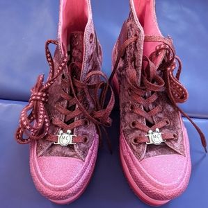 Miley Cyrus velvet platform converse